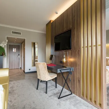 Leonardo The Plaza Hotel Anversa
